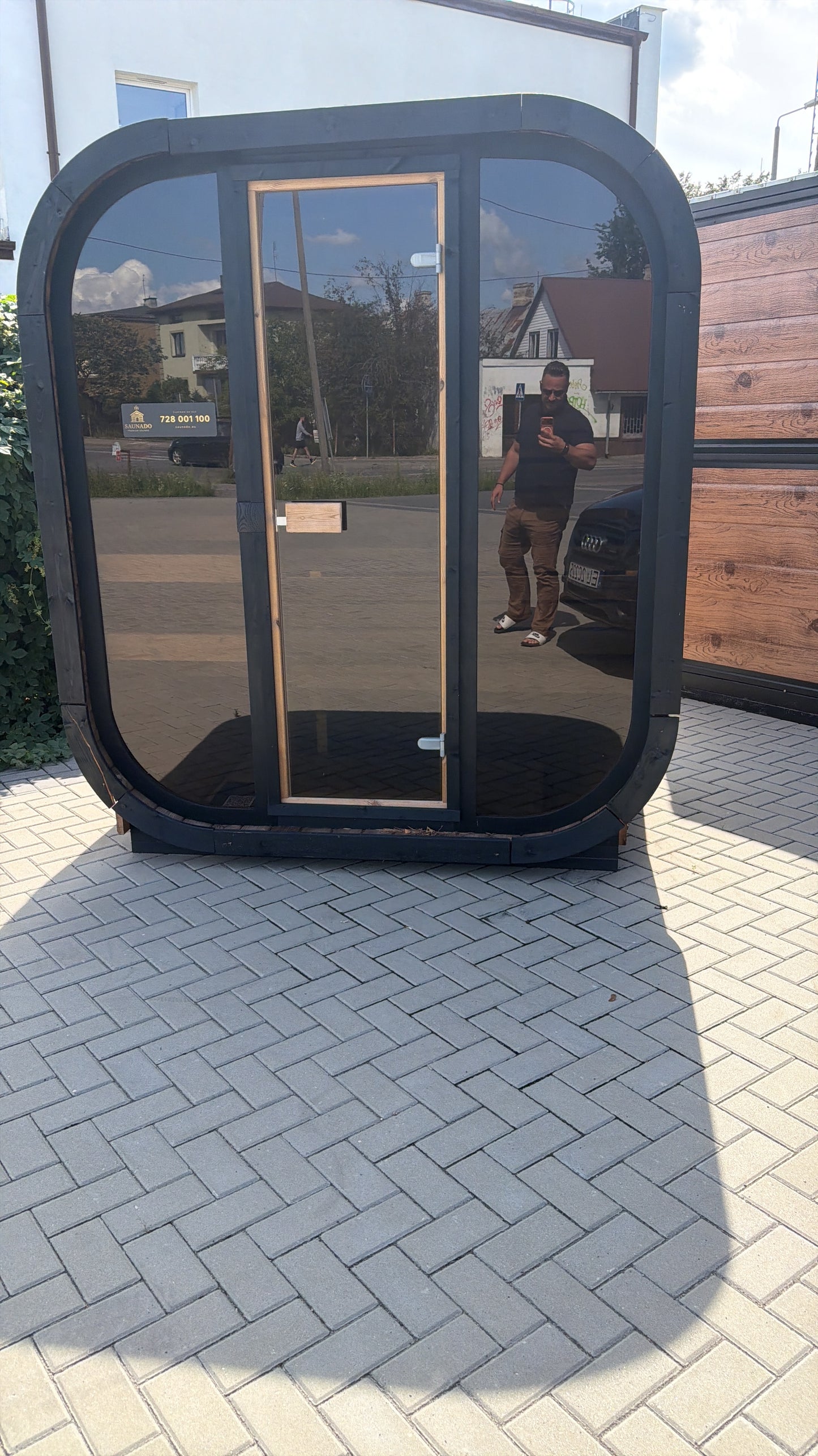 Garden sauna for 4 people with a glazed front R-ILLY